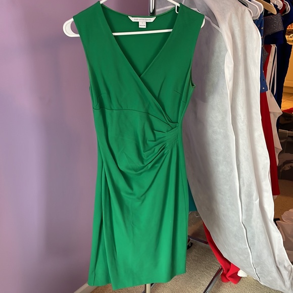 Diane von Furstenberg Green Bodycon - Picture 3 of 4